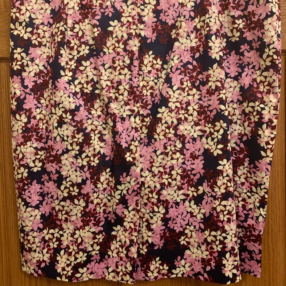 J. Crew floral print pencil skirt - Picture 2 of 4
